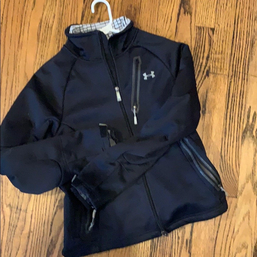 Women’s Under Armour jacket. Size Medium
